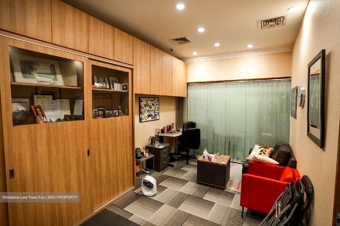 High Street Plaza (D6), Office #498287781